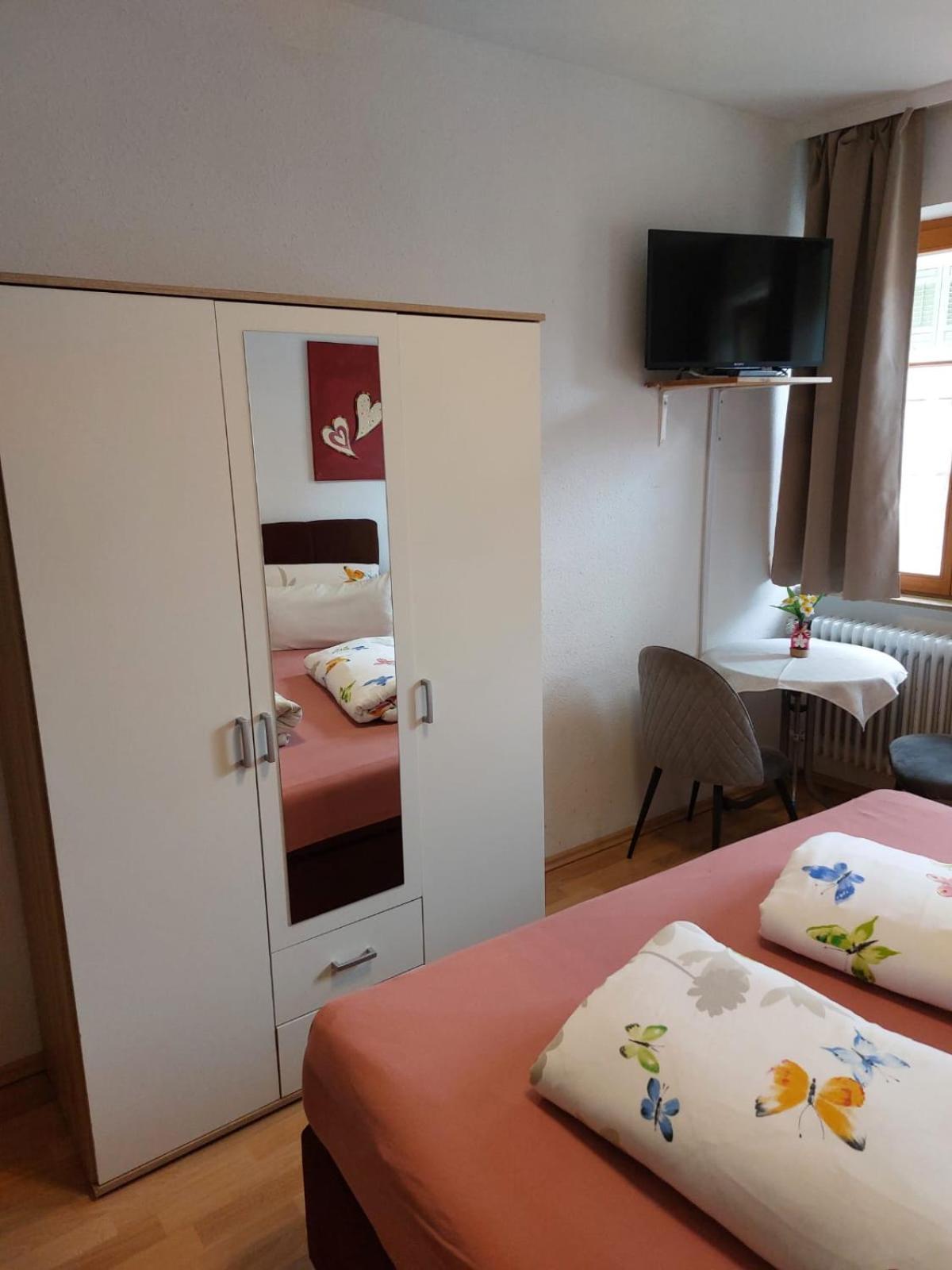 Schwabenstuben Doppelzimmer Meersburg Extérieur photo