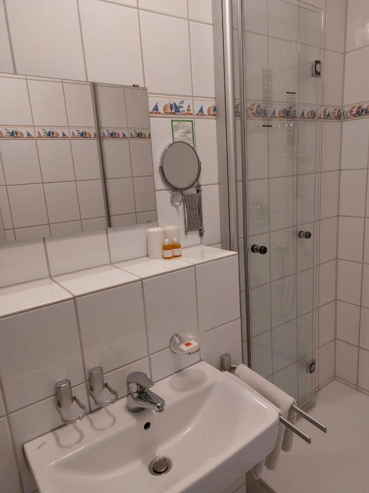 Schwabenstuben Doppelzimmer Meersburg Extérieur photo